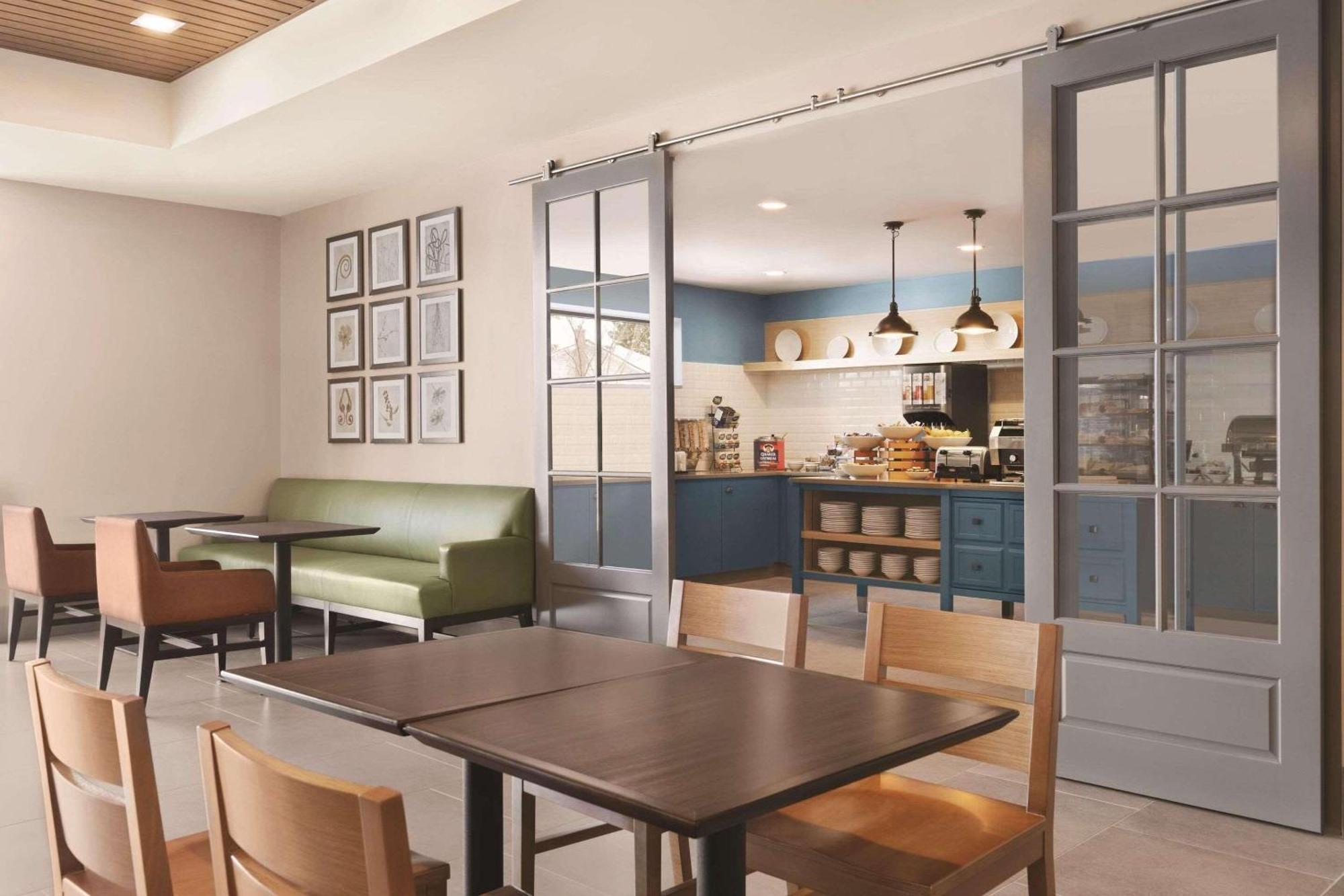 Country Inn & Suites By Radisson, Belleville, On Luaran gambar